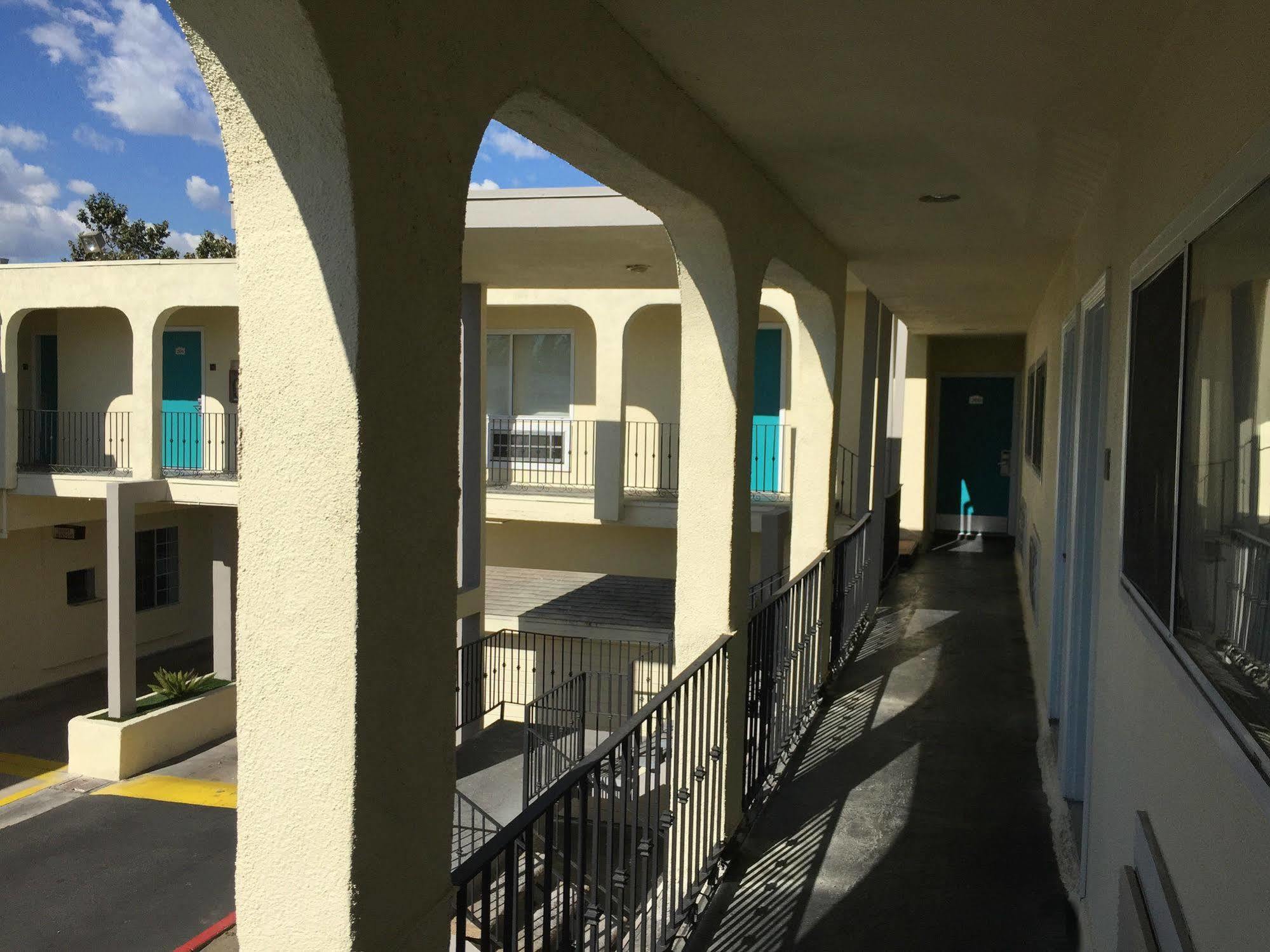 Anaheim Executive Inn&Suites Exterior foto